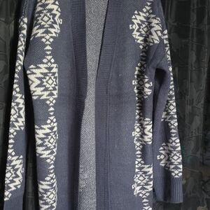 Hem & Thread Navy and Cream Geometric Open-Front Cardigan